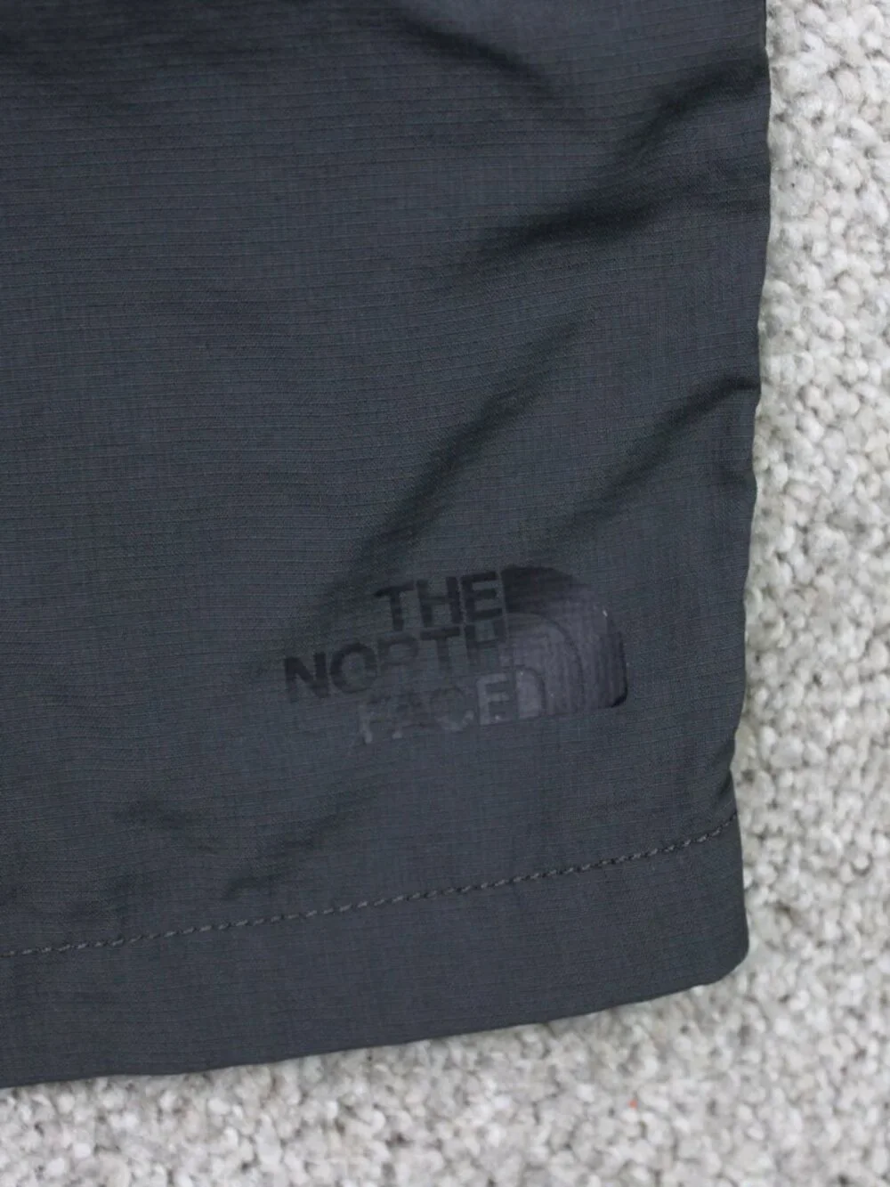 The North Face Shorts Men 36 Gray 100% Nylon 9